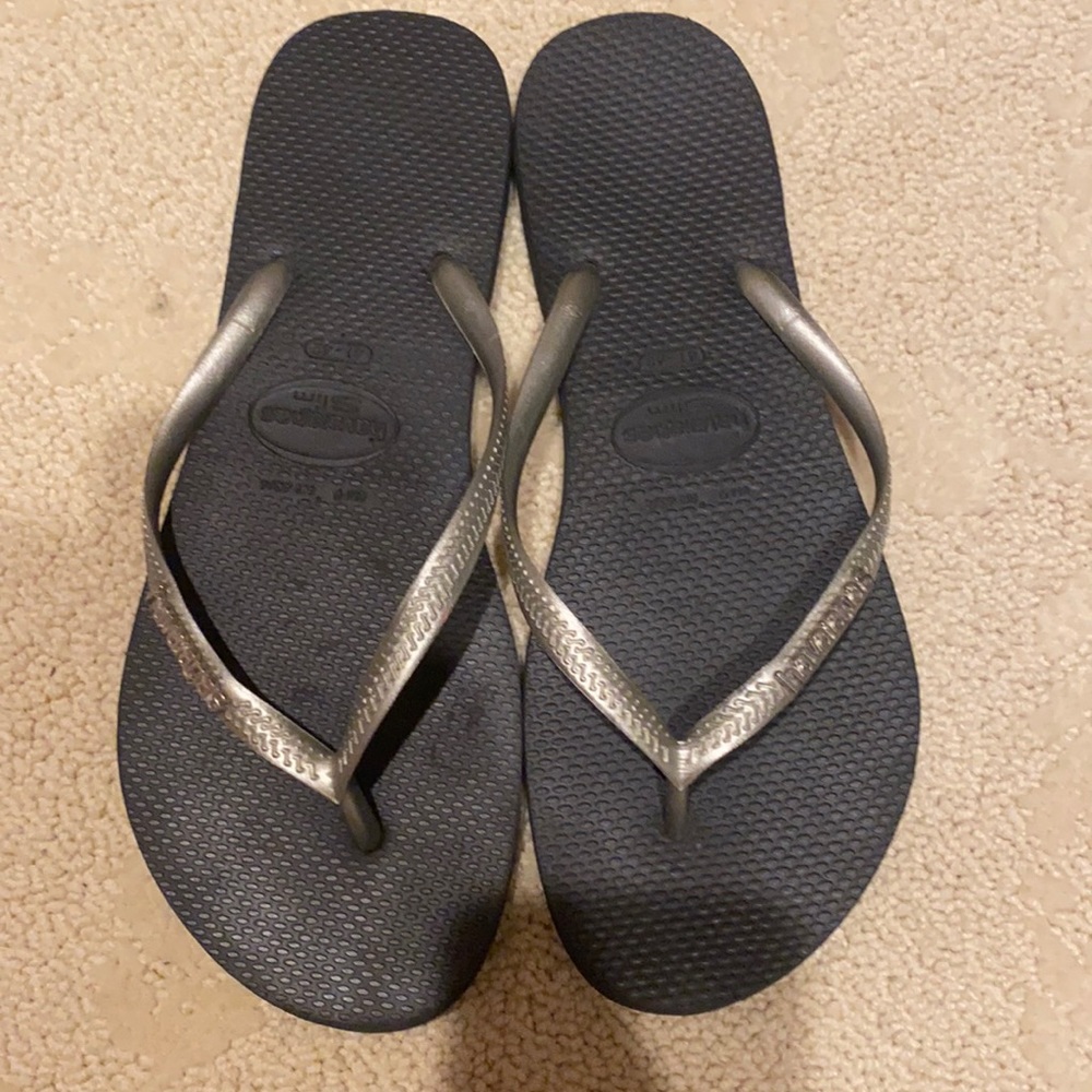Grey Havianas Flip Flops
